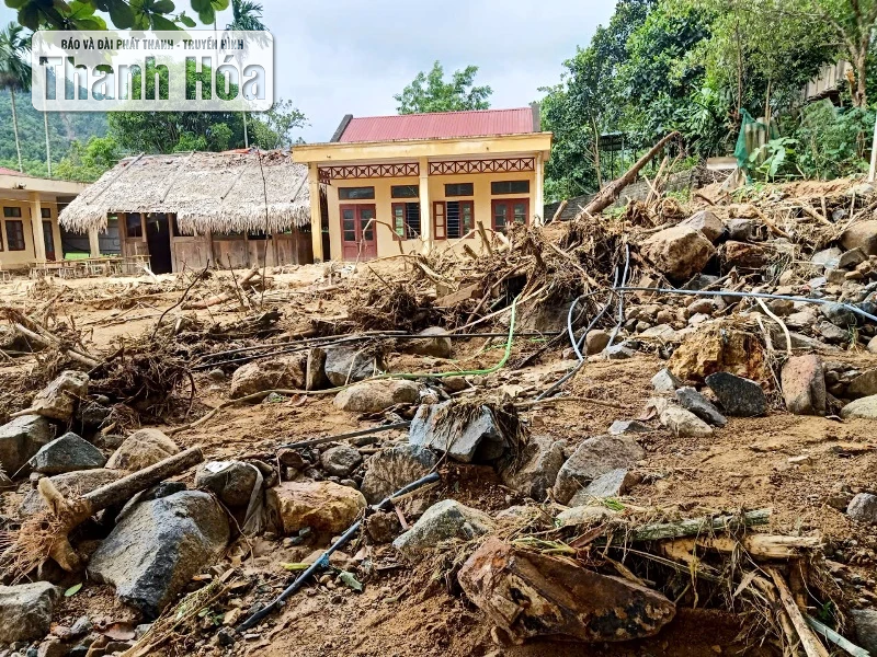 ជំនះ​ផល​វិបាក​ដោយ​ទឹក​ជំនន់​ជា​បន្ទាន់ ហើយ​ត្រៀម​ខ្លួន​សម្រាប់​ឆ្នាំ​សិក្សា​ថ្មី។