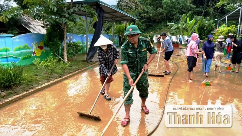 ជំនះ​ផល​វិបាក​ដោយ​ទឹក​ជំនន់​ជា​បន្ទាន់ ហើយ​ត្រៀម​ខ្លួន​សម្រាប់​ឆ្នាំ​សិក្សា​ថ្មី។
