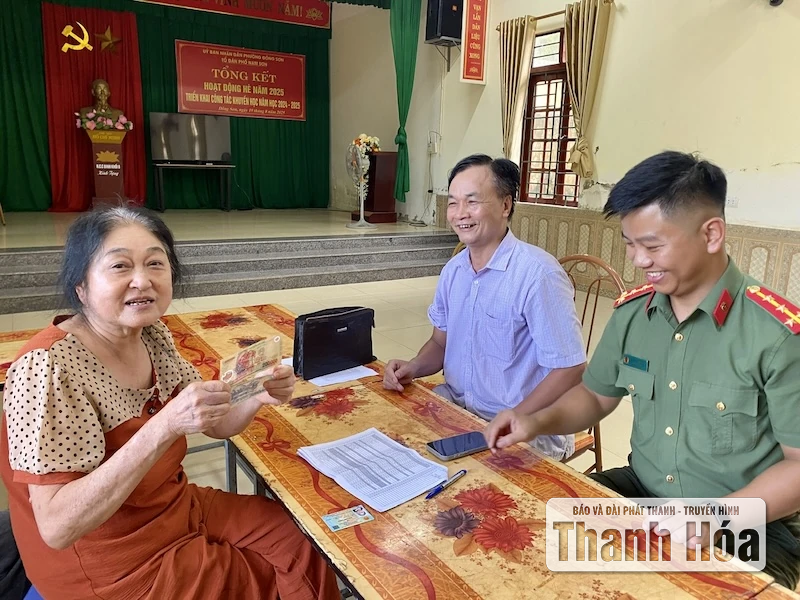 Distrito Dong Son doa mais de 58 mil presentes para o Dia da Independência ao povo
