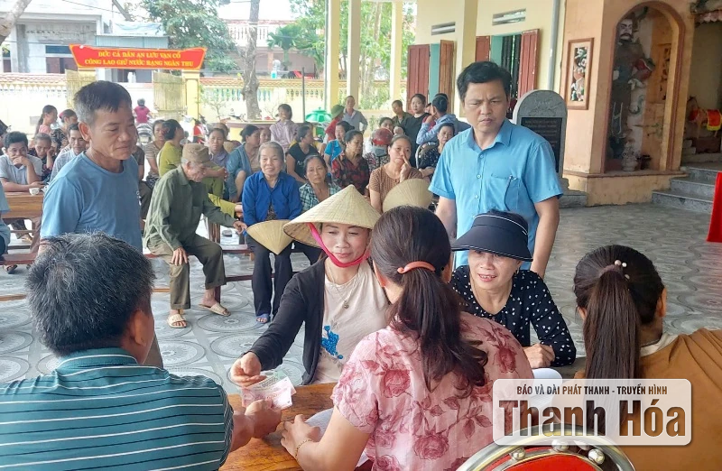 La comuna de Yen Truong entrega regalos a más de 29 mil personas para celebrar el Día de la Independencia