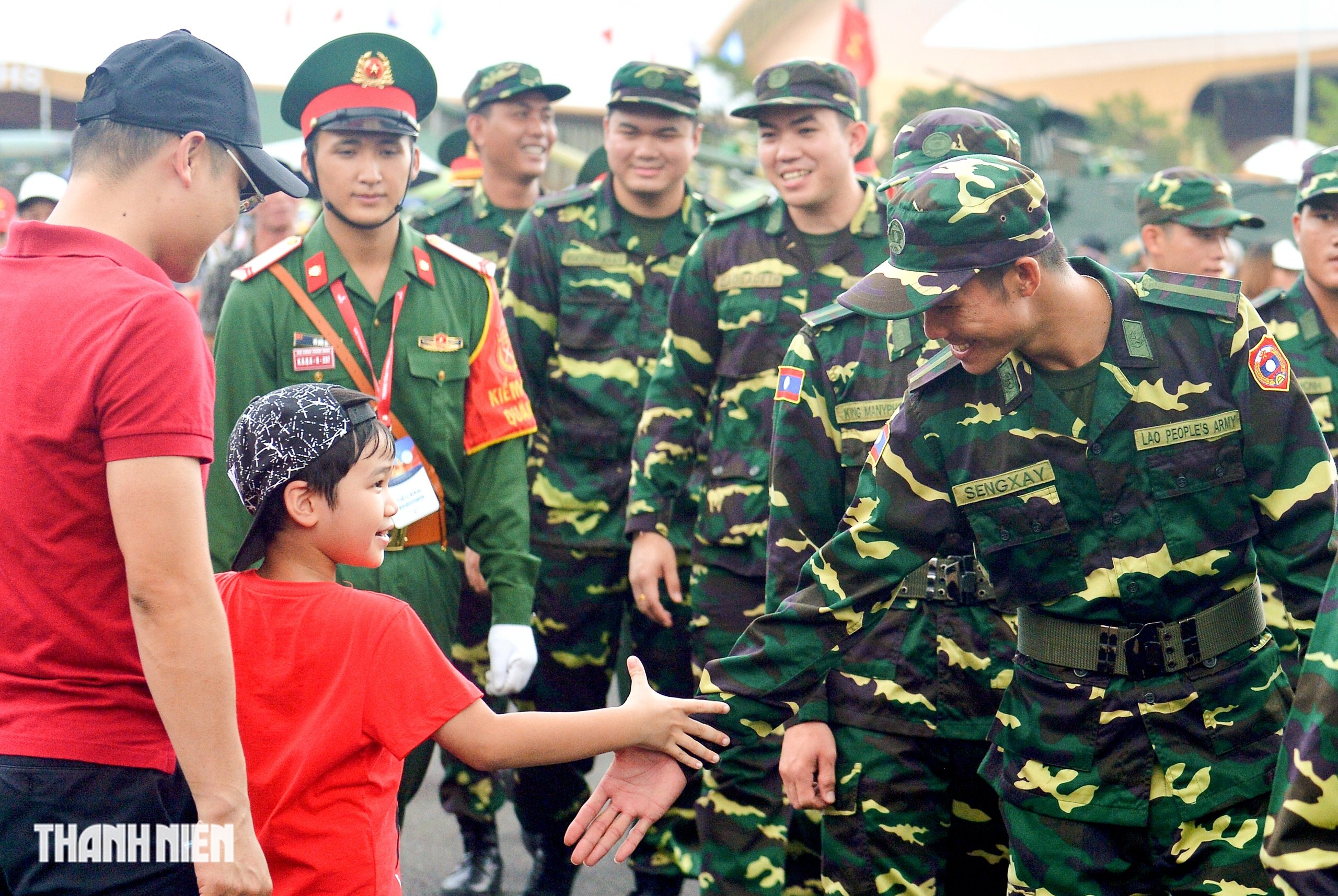 Quân đội Nga, Lào và Campuchia thăm khí tài hiện đại của quân đội Việt Nam- Ảnh 17.