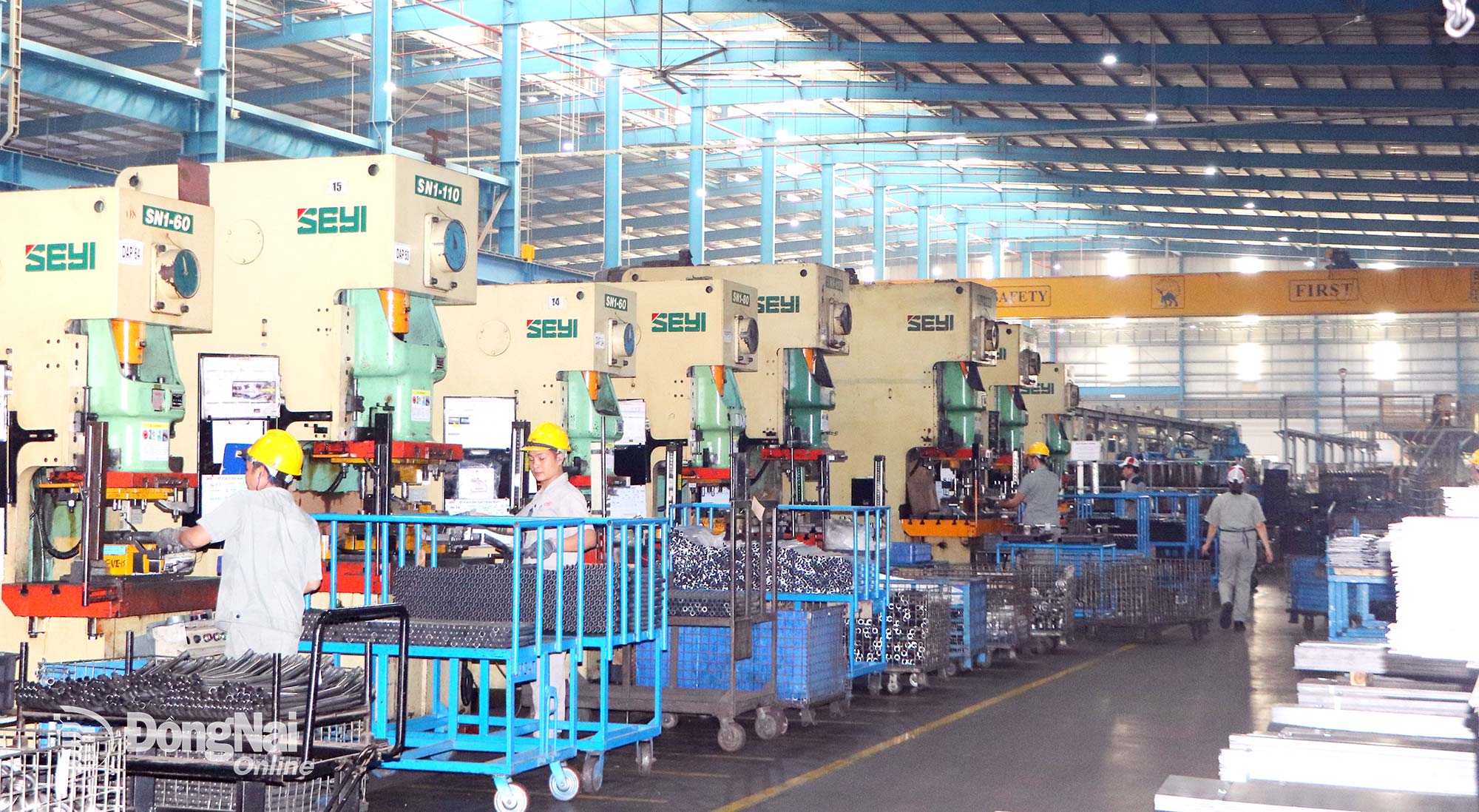 Moderne Produktionslinie bei der Vietnam Precision Joint Stock Company (Ho Nai Industrial Park, Ho Nai Ward, Provinz Dong Nai). Foto: Ngoc Lien