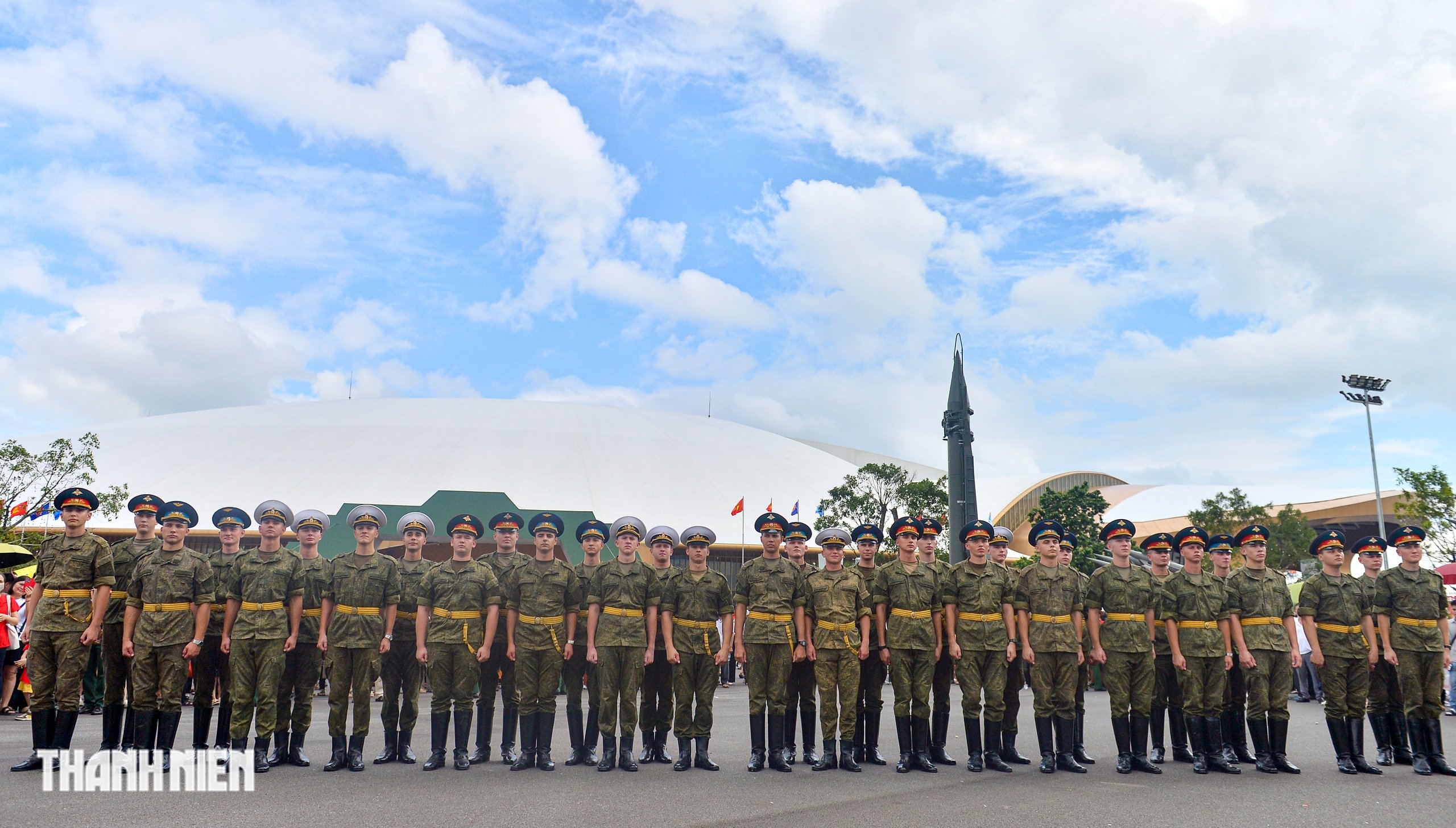 Quân đội Nga, Lào và Campuchia thăm khí tài hiện đại của quân đội Việt Nam- Ảnh 4.