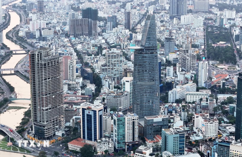사이공 구에 위치한 비텍스코 파이낸셜 타워는 현재 호치민시의 금융 중심지로 여겨진다. (사진: 홍닷/VNA)