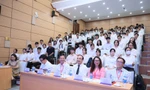 Hiệu trưởng Trường ĐH Y Hà Nội nhắn nhủ thủ khoa, sinh viên xuất sắc