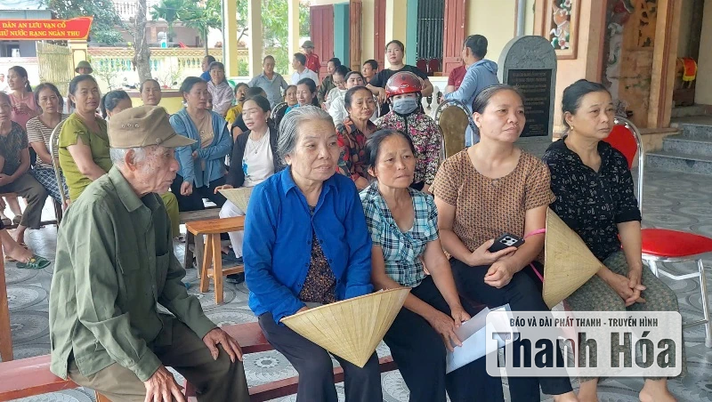 La comuna de Yen Truong entrega regalos a más de 29 mil personas para celebrar el Día de la Independencia