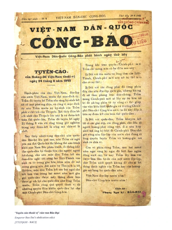 Bản chiếu thoái vị của vua Bảo Đại đăng trên Việt Nam Dân quốc Công báo của nước Việt Nam Dân chủ Cộng hòa ngày 29-9-1945 - Ảnh: Trung tâm Lưu trữ quốc gia III