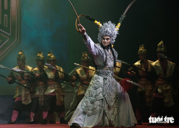 Trinh Trinh - Ảnh 5.