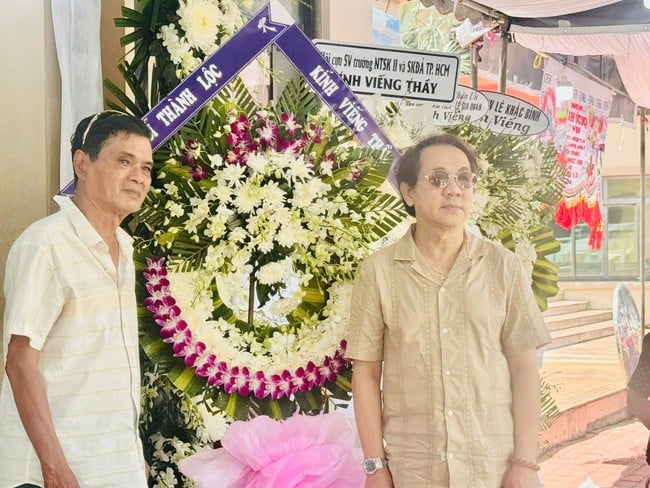 Trịnh Kim Chi, Minh Nhí, Quyền Linh nghẹn ngào tiễn biệt Nhà giáo ưu tú, đạo diễn Nguyễn Văn Phúc- Ảnh 2.
