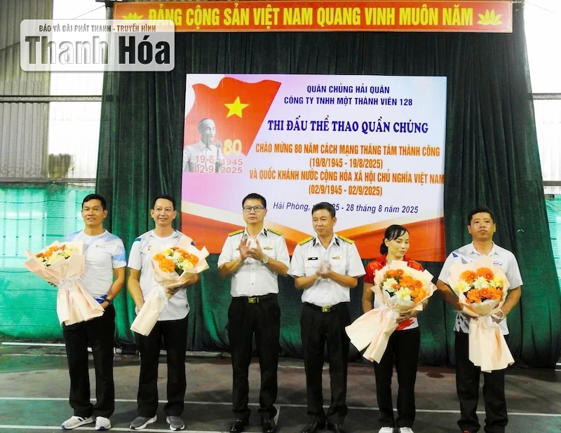 Hải đoàn 128 tổ chức các hoạt động hướng tới ngày hội non sông