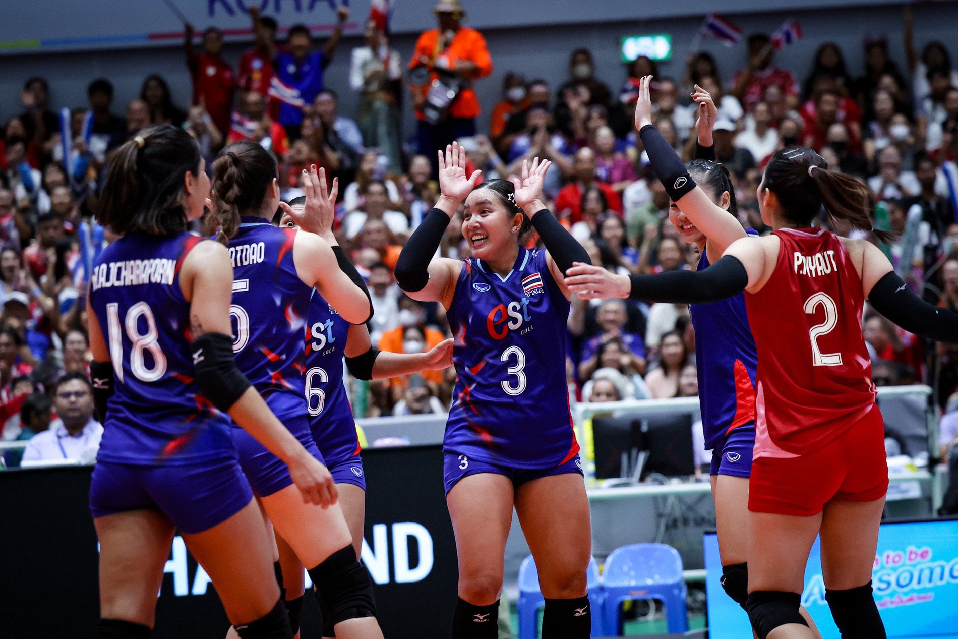bong chuyen sea vleague 76.jpg
