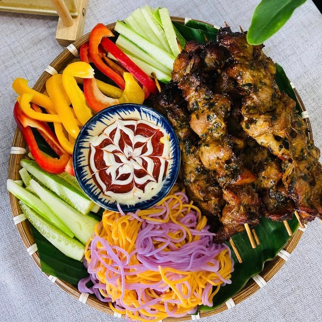 Loại lá cực nhiều ở nước ta là thuốc ‘đại bổ’, thêm vào khi nướng thịt càng thêm vị hấp dẫn đặc biệt, ai cũng mê - Ảnh 11.