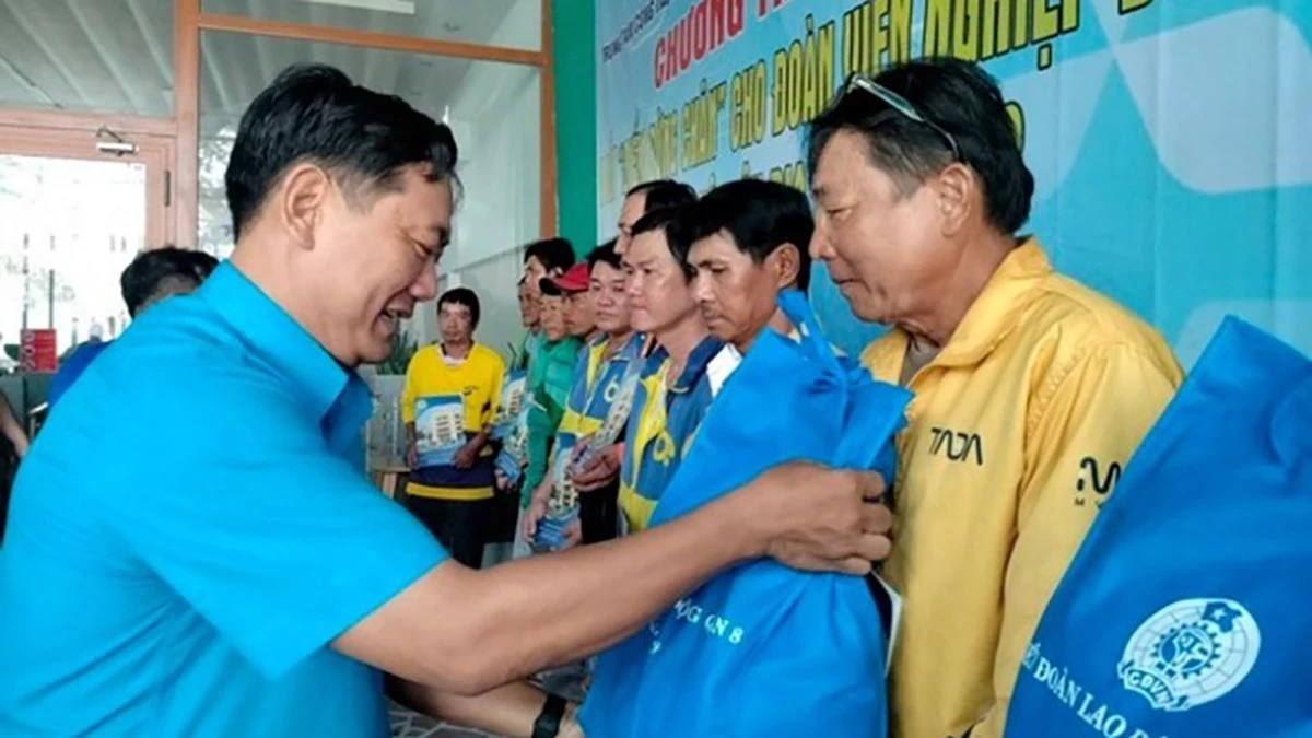 Điều chỉnh giảm mức đóng đoàn phí công đoàn từ ngày 1/7/2025. (Ảnh minh họa)
