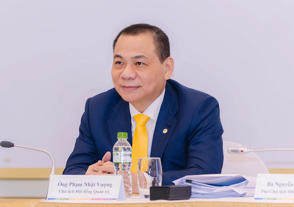 Cổ phiếu Vingroup, Vietjet thăng hoa, tài sản các tỷ phú tăng mạnh - 1