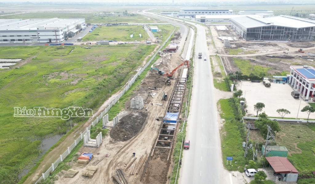 The Project Management Board requires the construction unit of Line 1 to mobilize sufficient human resources and equipment to ensure progress according to the contract.