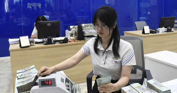 Đầu tháng 8, gửi tiết kiệm ngân hàng nào lãi suất tốt nhất cho bạn?