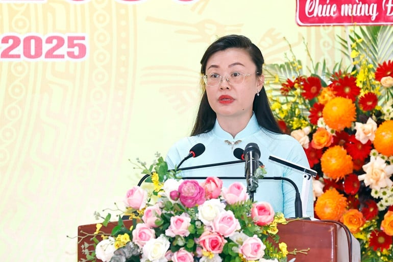 vna-potal-chu-tich-quoc-hoi-du-dai-hoi-dai-bieu-dang-bo-xa-thanh-xuan-can-tho-nhiem-ky-2025-2030-8188783.jpg