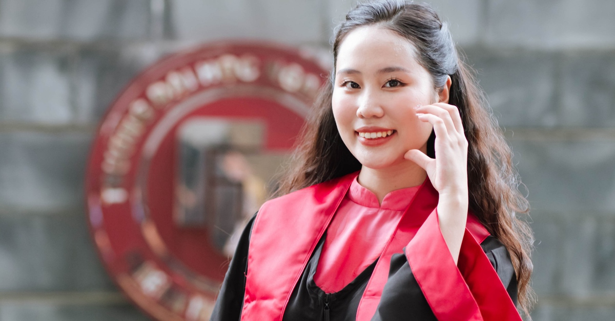Vietnamese female student wins 4 prestigious master's scholarships in Europe