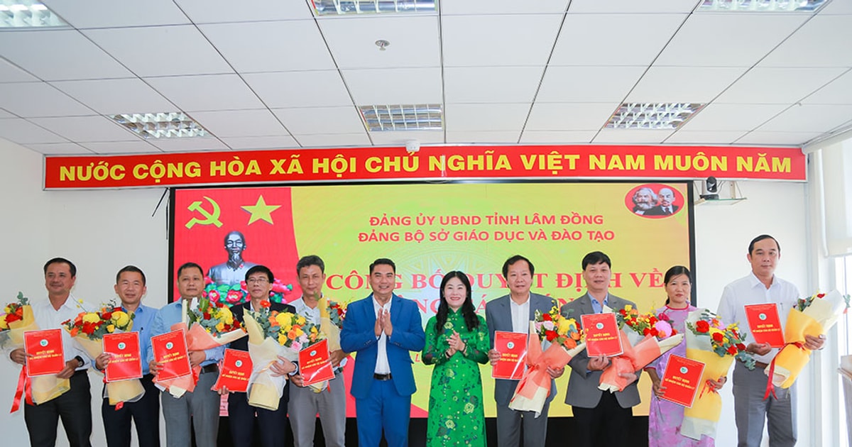 Sở GDĐT Lâm Đồng công bố các quyết định về công tác tổ chức và cán bộ