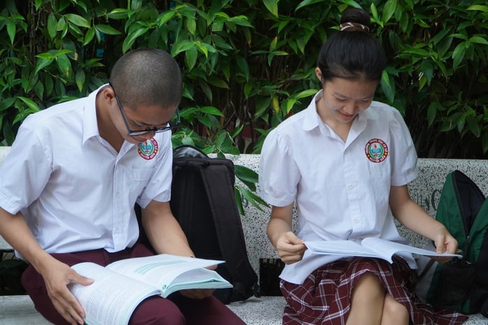 TP HCM: Không để chậm, thiếu sách giáo khoa trước khai giảng- Ảnh 1.