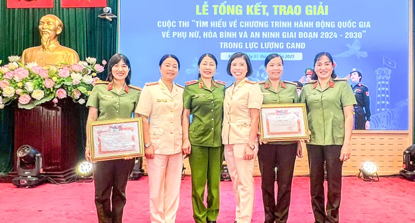 สมาคมสตรีตำรวจเมืองกานโธคว้ารางวัลชนะเลิศการประกวดสตรี สันติภาพ และความมั่นคงในกองกำลังตำรวจของประชาชน