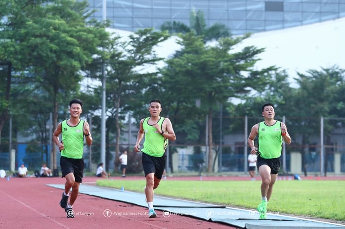 Sốc: Trọng tài Trần Đình Thịnh đột ngột qua đời sau buổi kiểm tra thể lực- Ảnh 5.
