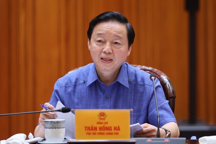 Phó Thủ tướng Trần Hồng Hà phát biểu tại cuộc họp. (Ảnh: VGP/Nhật Bắc)