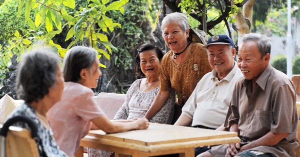 Mở rộng độ bao phủ mạng lưới câu lạc bộ liên thế hệ tự giúp nhau