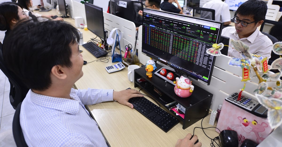 'Sang tay' cổ phiếu Vingroup: Xuất hiện lệnh thỏa thuận khủng gần 10.000 tỉ đồng