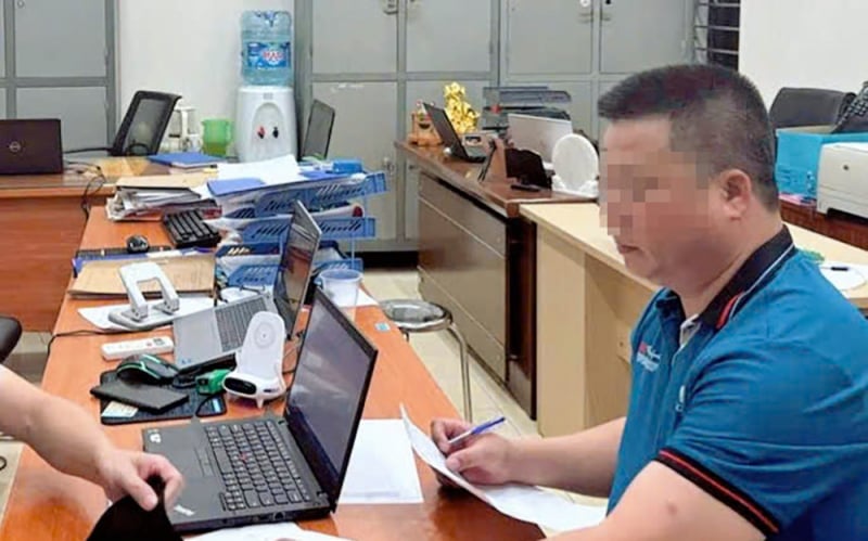 Công an làm việc với người giật chìa khóa xe khách trên Vành đai 3 trên cao -0