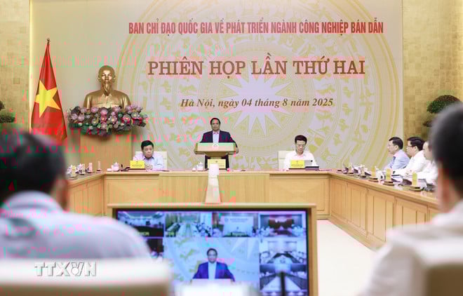 ttxvn-thu-tuong-bcd-cong-nghiep-ban-dan-7.jpg