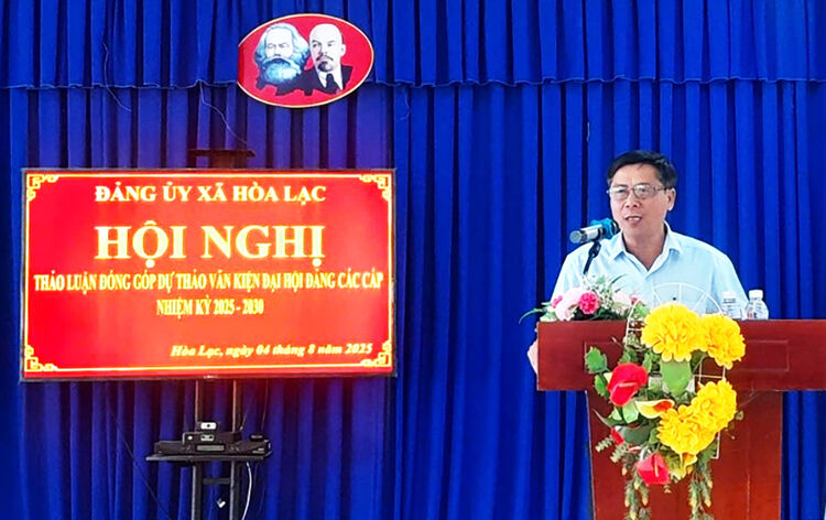 គណៈកម្មាធិការបក្សឃុំ Hoa Lac សុំយោបល់លើសេចក្តីព្រាងឯកសារសម្រាប់សមាជបក្សគ្រប់លំដាប់ថ្នាក់ អាណត្តិ ២០២៥-២០៣០
