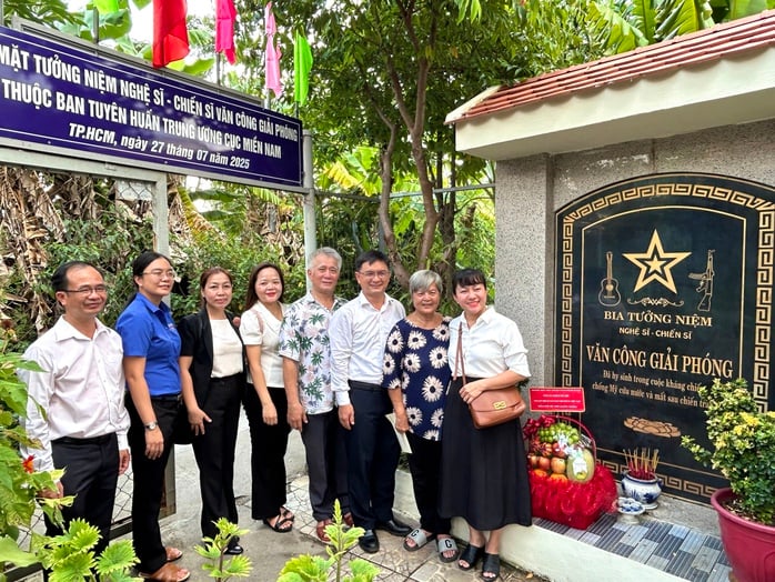 Tri ân nhạc sĩ Trần Long Ẩn và NSƯT Phi Yến- Ảnh 5.