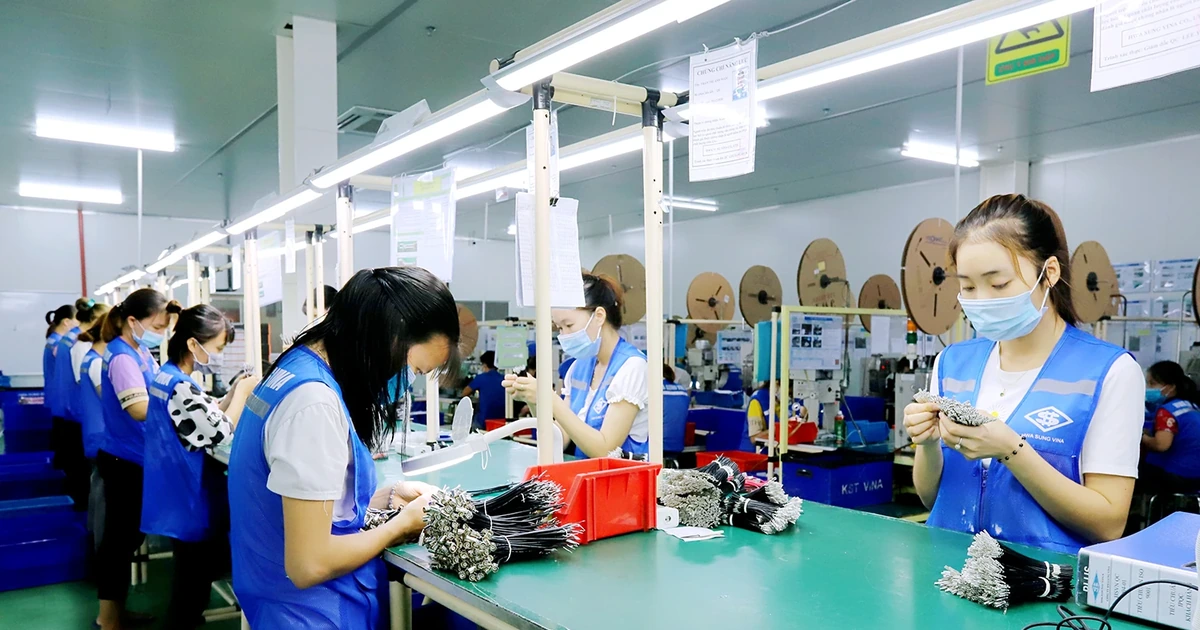 Attracting new investment capital into Cam Khe Industrial Park