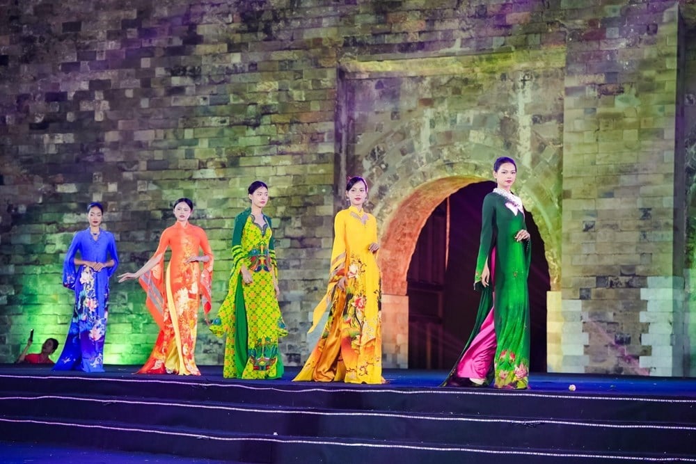 Vietnam Ao Dai Culture Association prepares to launch: Spreading heritage values in contemporary life - photo 3