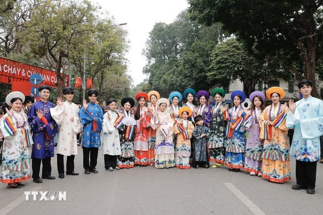 ttxvn-ao-dai-viet-nam-3.jpg