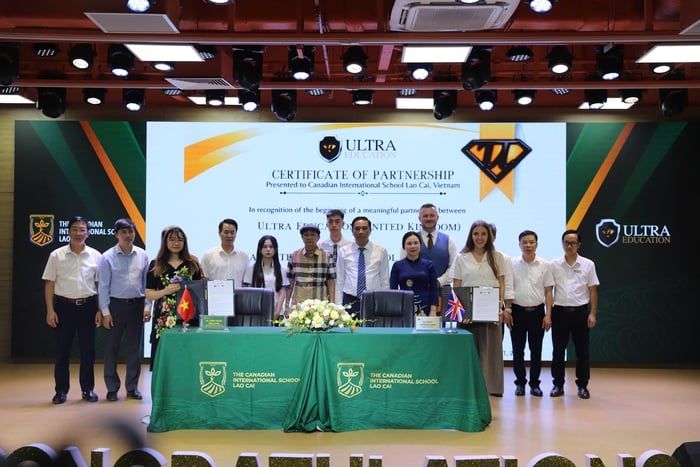 Trường quốc tế hợp tác cùng tổ chức giáo dục Vương quốc Anh triển khai chương trình giáo dục kinh doanh và khởi nghiệp dành cho học sinh phổ thông- Ảnh 1.