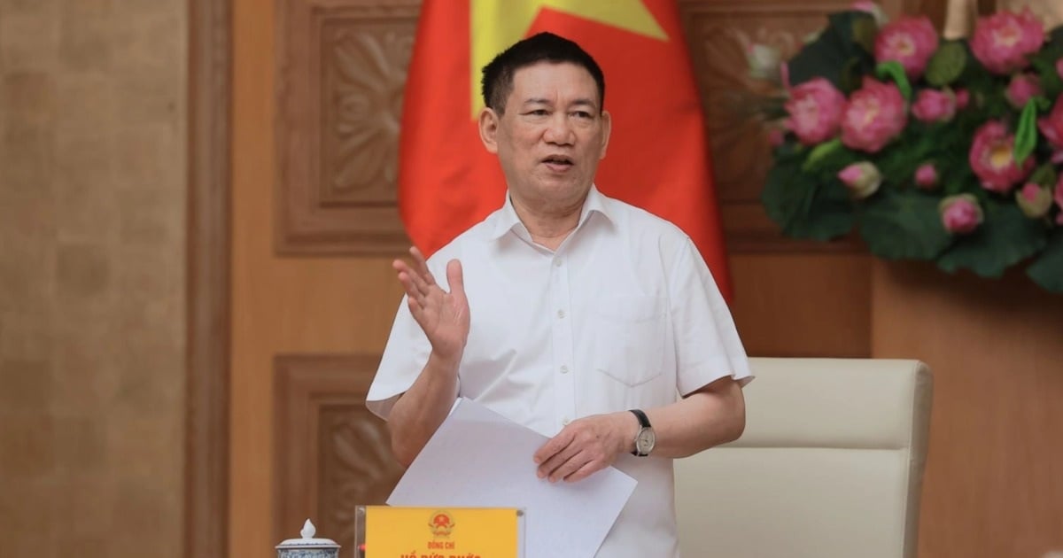 Phó Thủ tướng Hồ Đức Phớc chỉ đạo về quản lý giá điện, xăng dầu