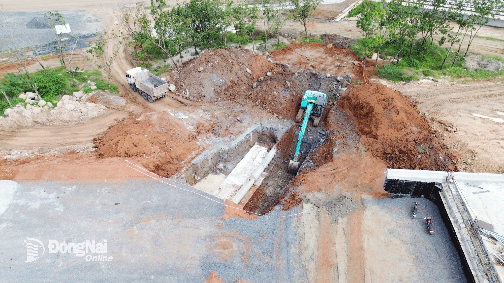 Theo Ban Quản lý 85, hiện Dự án Thành phần 2 sản lượng đạt 2.308/4.279 tỷ đồng, đạt 54%, chậm 1,55%. Ảnh: Minh Tài