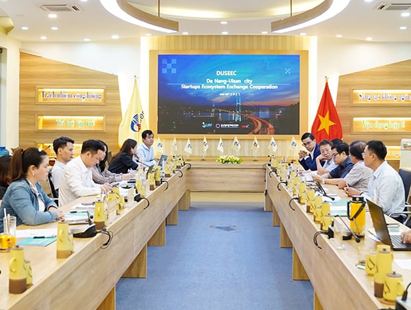 Buổi làm việc của Sở KH&CN Đà Nẵng với DN-UIN, UCCEI và VINK nhằm thống nhất triển khai Chương trình trao đổi hệ sinh thái khởi nghiệp Việt – Hàn (VKISEP).