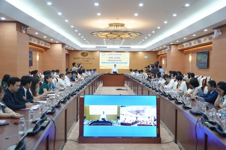 Ngân hàng đồng thuận giữ ổn định lãi suất, tăng trưởng bền vững- Ảnh 1.