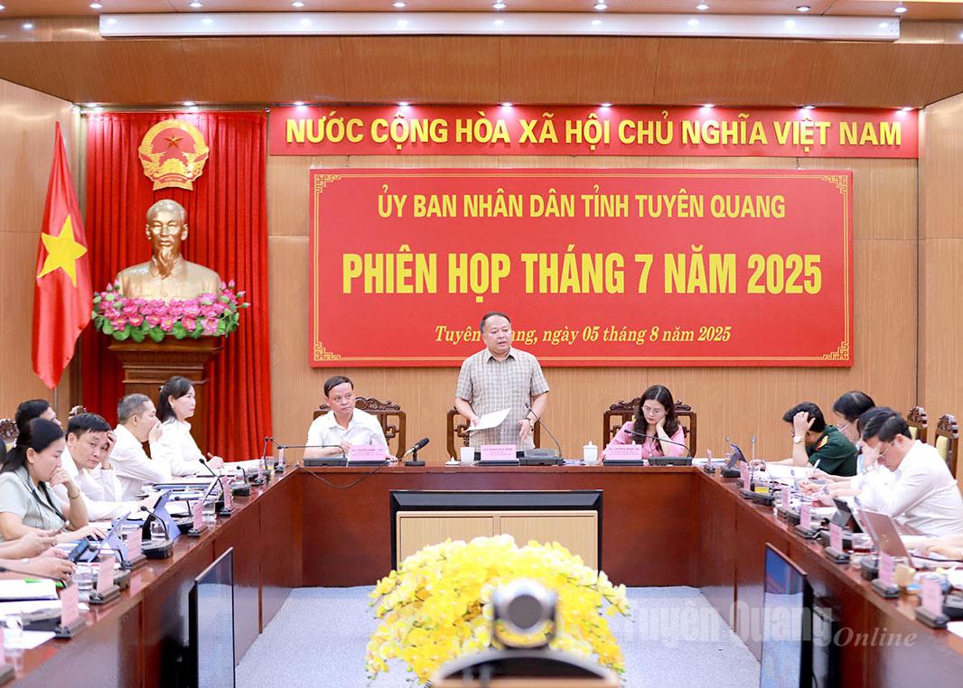 Chairman of the Provincial People's Committee Phan Huy Ngoc: "If you say you must do it, you must fulfill your commitment"