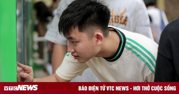 Điểm chuẩn Đại học Mở Hà Nội 4 năm gần đây thay đổi ra sao?