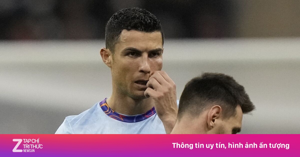 Ronaldo không vừa mắt, Duran phải rời đi