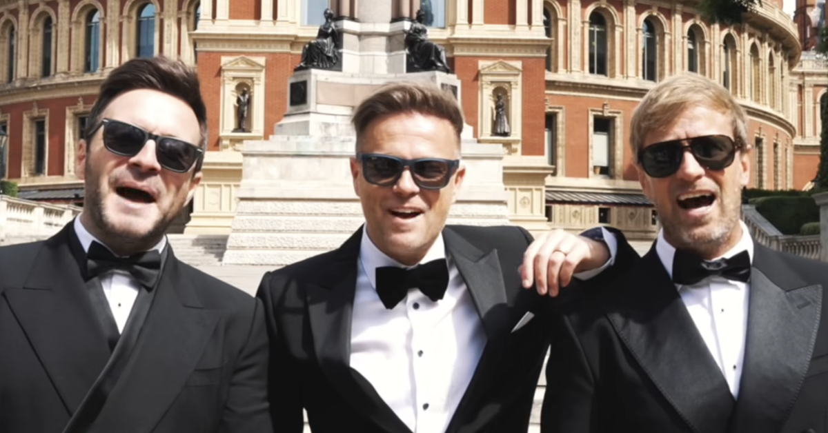 Westlife mời fan Việt Nam may mắn sang London xem show
