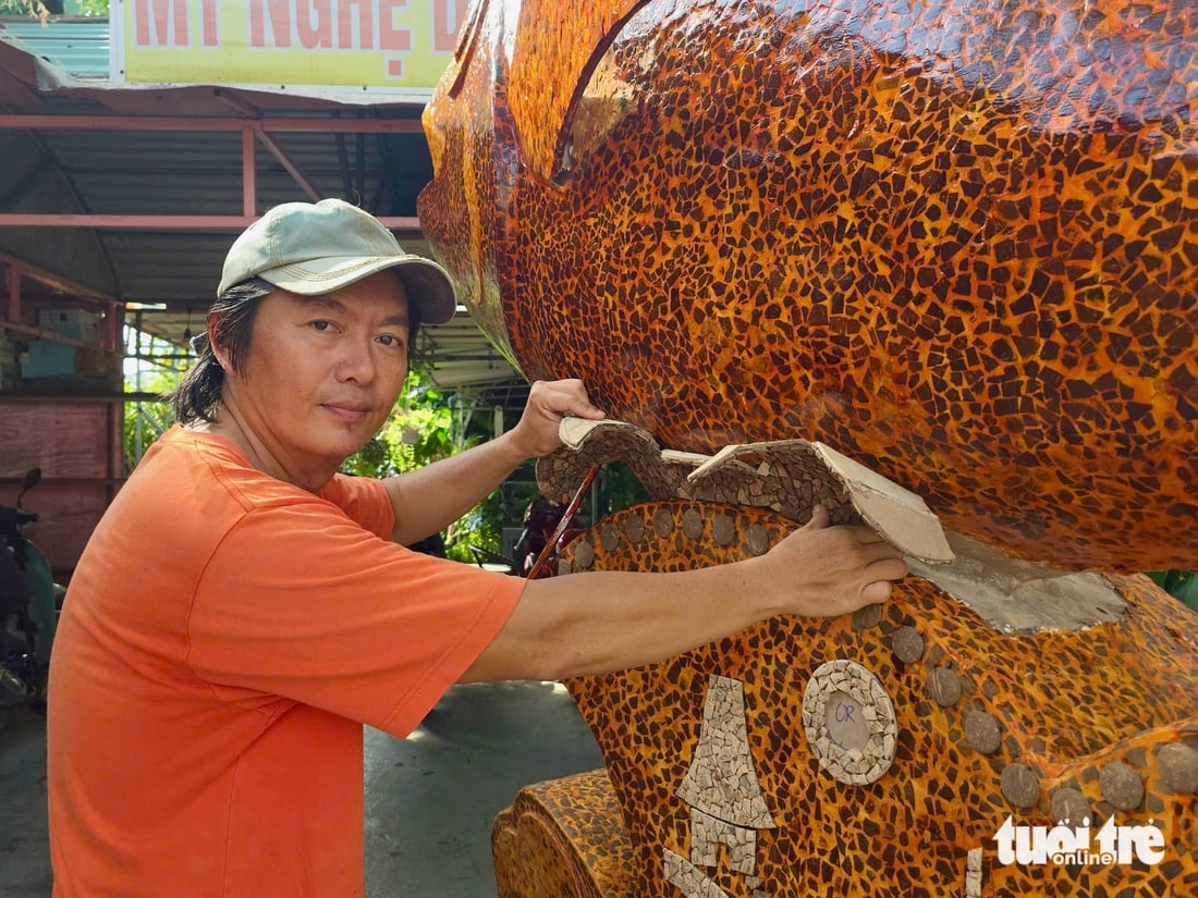 Cá ngừ đại dương 'khủng' làm từ gáo dừa- Ảnh 2.