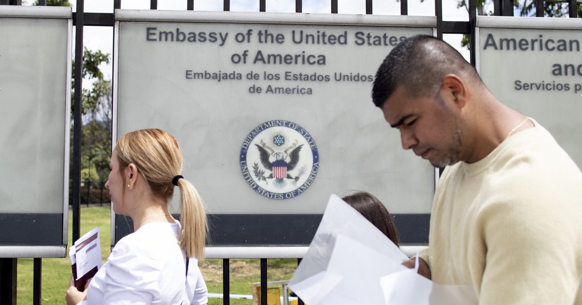 Mỹ thí điểm thu tối đa 15.000 USD tiền đặt cọc cho visa du lịch