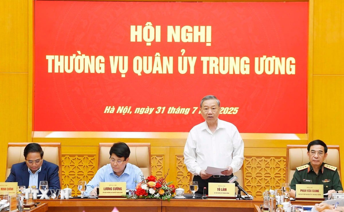 tong bi thu thuong vu quan uy trung uong 1.jpg