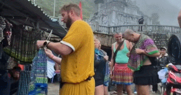 Controversy over foreign male tourist wearing Mong ethnic dress, filming entertainment video