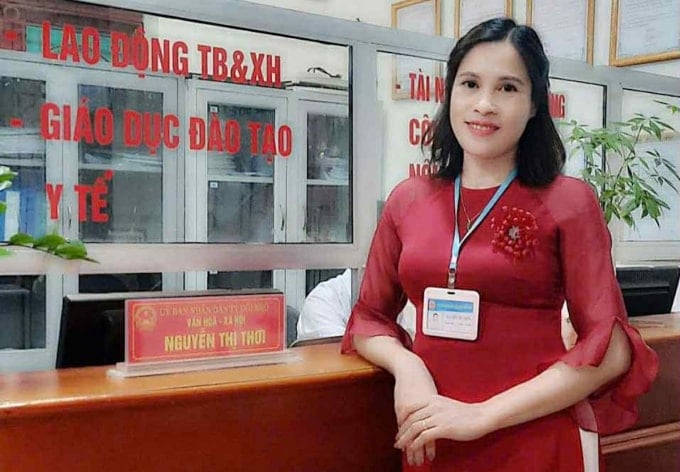 Chị Nguyễn Thị Thơi, cán bộ một cửa tại thị trấn Đồi Ngô trước khi nghỉ việc theo Nghị định 178. Ảnh: Nhân vật cung cấp